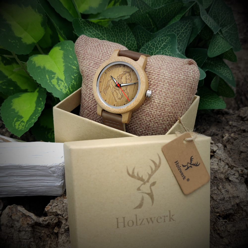 Holzwerk TORI BROWN Damenuhr, Beiges Ziffernblatt mit Pferd-Motiv und braunem Lederarmband in Holzwerk Verpackung