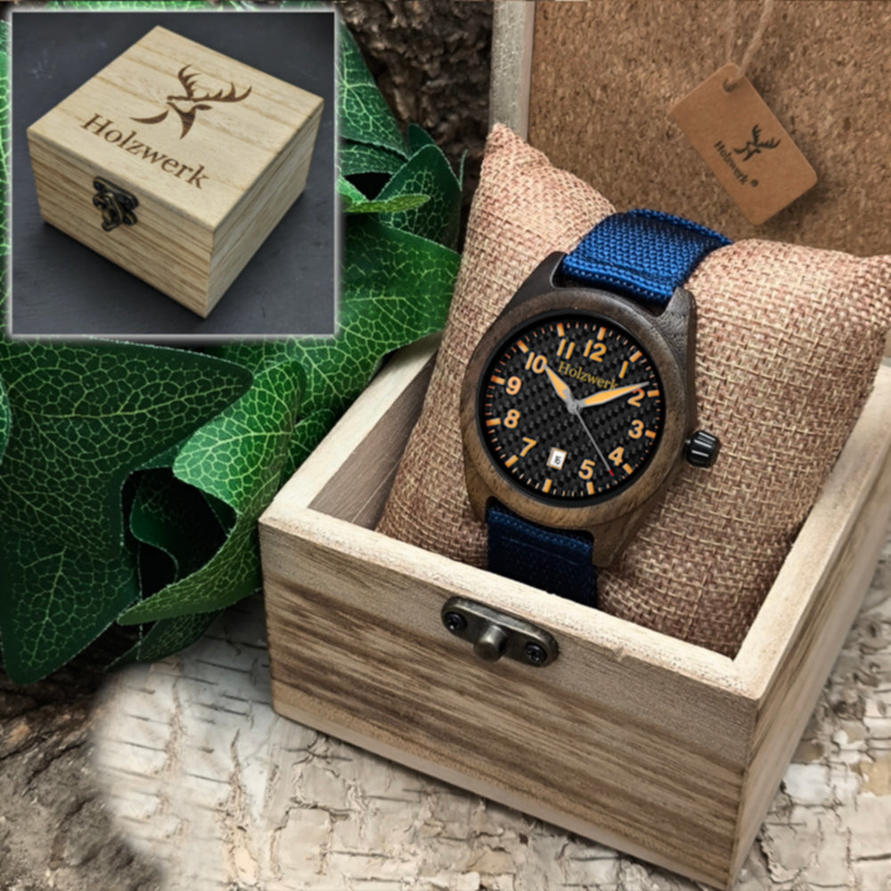 Holzwerk SYLT Unisex Quarzuhr aus Holz mit blauem Textil-Nylonarmband, Detailaufnahme der Holzwerk Originalverpackung