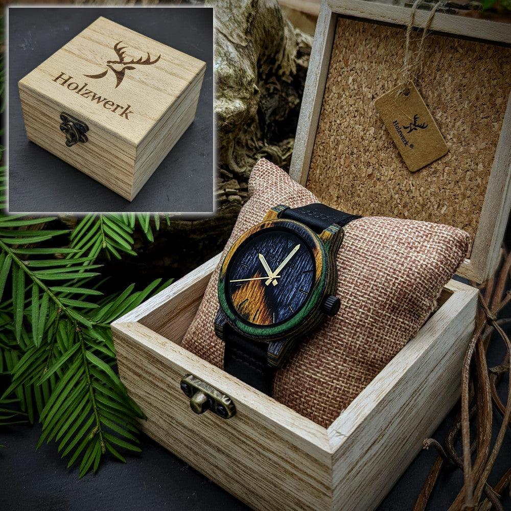 Holzwerk WISSMAR Armbanduhr aus Holz mit Tarnmuster-Gehäuse, oliv-grün-schwarzem Zifferblatt und schwarzem Lederarmband, in Holzwerk Uhrenbox