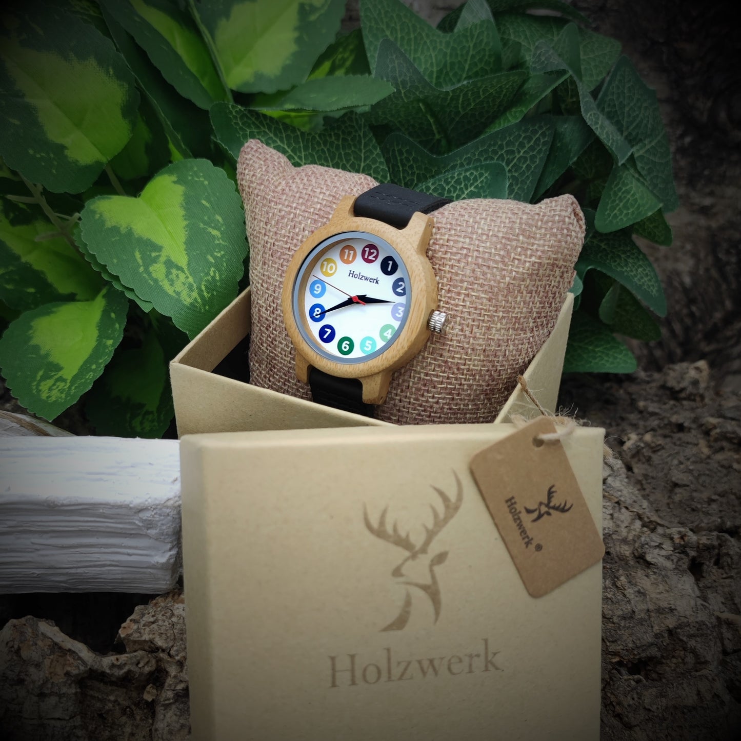 Holzwerk RAINBOW BLACK Damen und Kinder Holz Uhr mit Leder Armband in schwarz und bunten Ziffern in Uhrenbox