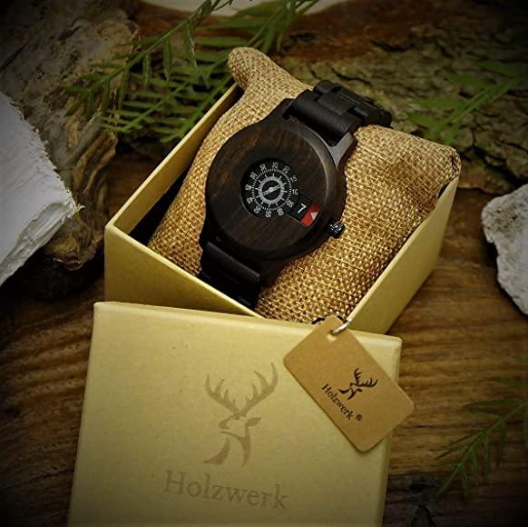 Holzwerk HEIMBACH Holzuhr mit dunkelbraunem Gehäuse sowie schwarzem Ziffernblatt mit Drehscheiben, in Holzwerk Uhrenbox