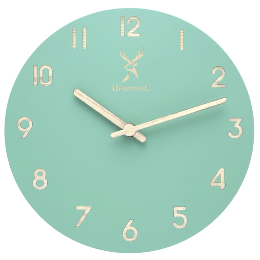 Holzwerk LIMBURG 25 cm moderne Holz-Funk Wanduhr in mintgrün aus Vollholz mit Metallzeigern als Frontansicht