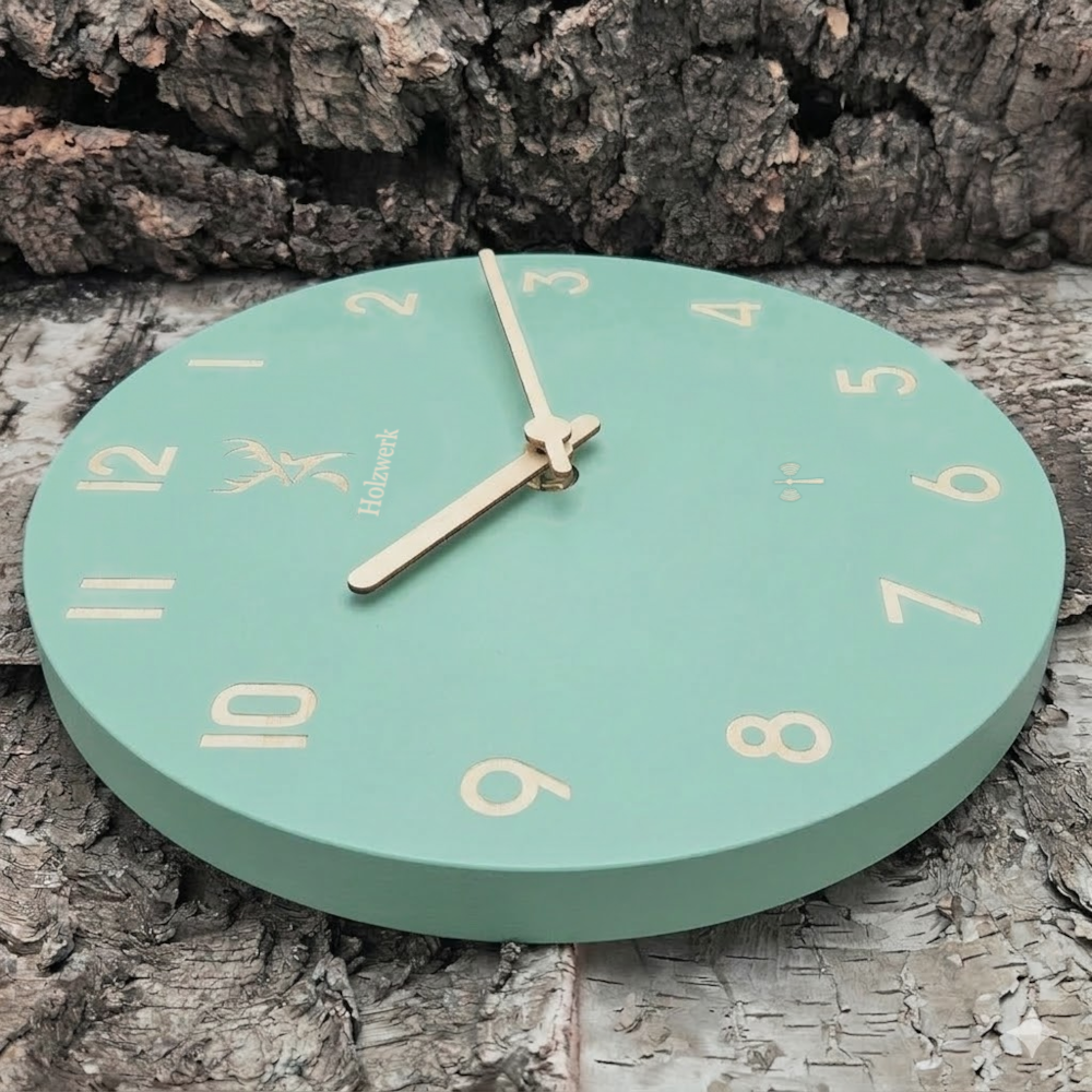 Holzwerk LIMBURG (FUNK) 25 cm moderne Holz-Funk Wanduhr in mintgrün aus Vollholz mit Metallzeigern, Seitenansicht links