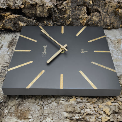 Holzwerk MAINBURG 25 cm Funk-Wanduhr aus grauem Vollholz mit beige-grauem Zifferblatt und Holzzeigern, Seitenansicht links