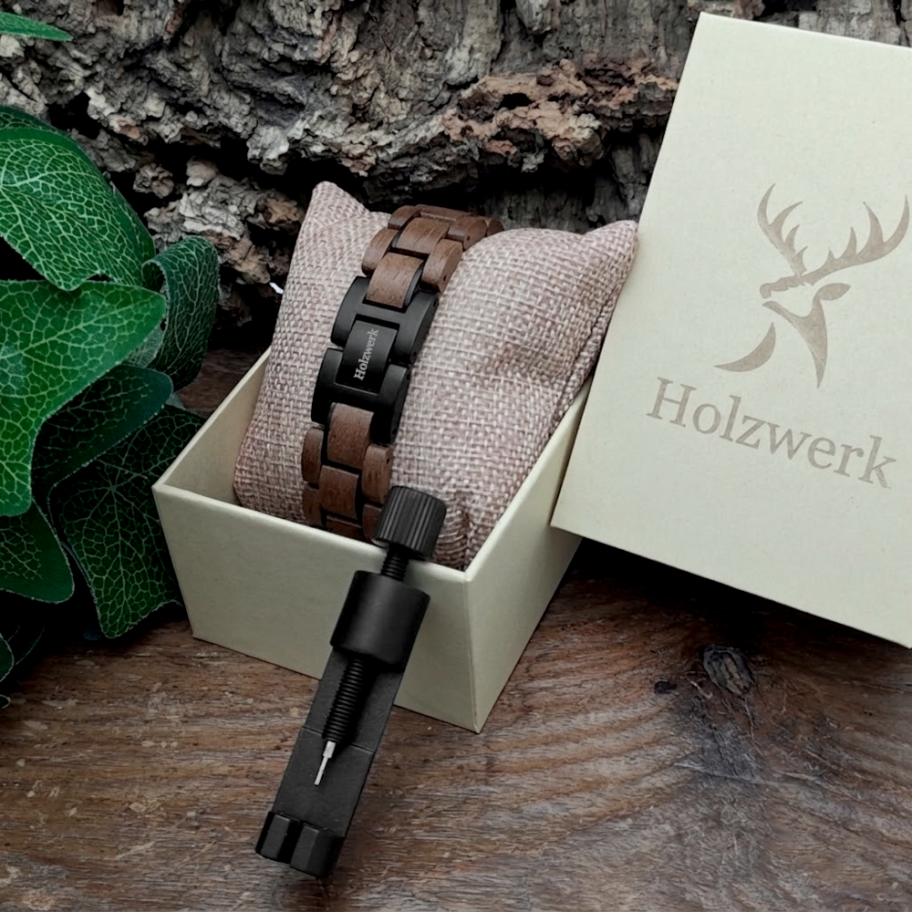 Holzwerk NEBELSEE braun-schwarzes Holz Armband aus Walnussholz und Edelstahl mit Gliederkonstruktion in Holzwerk Uhrenbox 