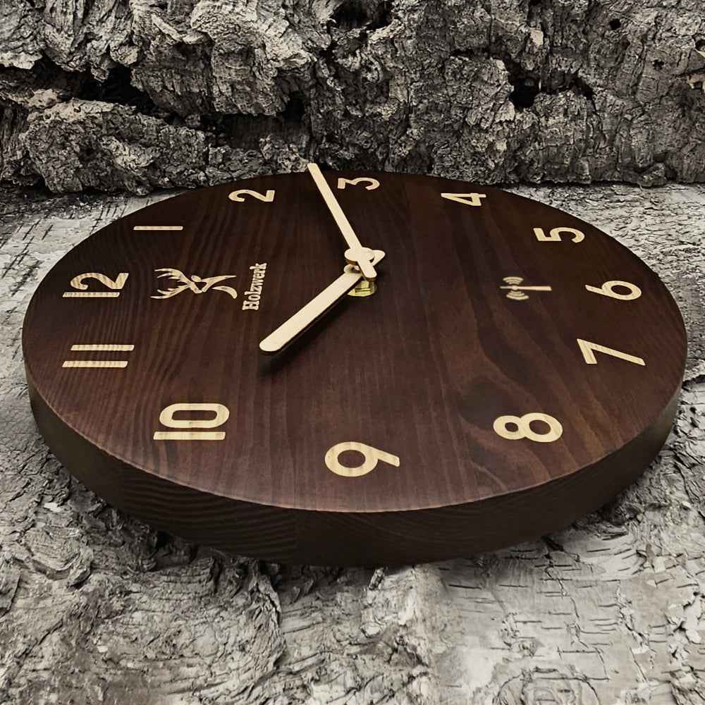 Holzwerk WINTERBERG  Holz Funkwanduhr, moderne Designer Quarz Wanduhr, 25 cm Holz Funk Wand Uhr lautlos ohne Tick Geräusche, braun, beige, Hauptbild, links liegend