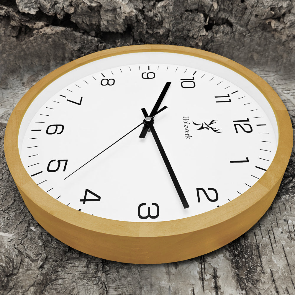 Holzwerk WOLFSBURG moderne Holz Quarz Wanduhr mit Ziffern, lautlos, geräuschlos, 30 cm Wand Holzuhr ohne Tick Geräusche, beige, weiß, rechts liegend